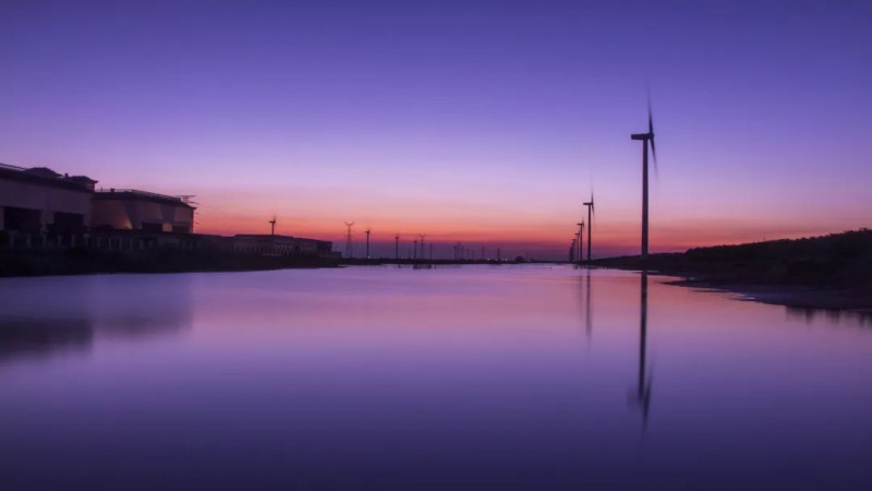 靜謐的港灣、江蘇海上龍源風力發電有限公司、吳垠峰